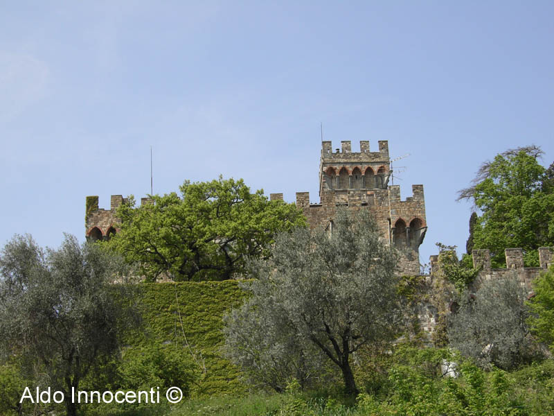 CASTELLO DI VINCIGLIATA: 1' IMMAGINE